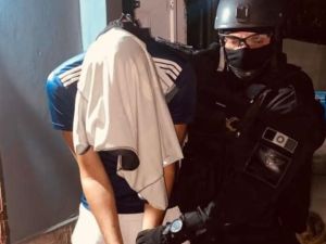 Desbaratan una banda familiar que vendía droga en un kiosco de Villa La Toma