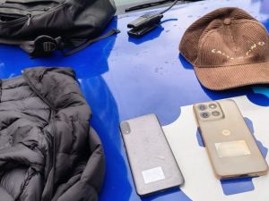 Detienen a dos hombres que robaban autos con inhibidores en pleno centro cordobés