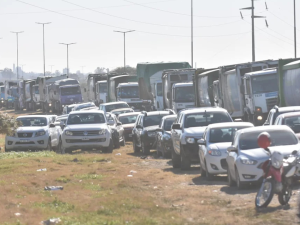 Gremios estatales de Córdoba realizan una caravana contra la reforma jubilatoria