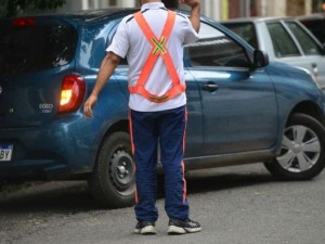 Intentó robar y escapó: detuvieron a un "naranjita" en el centro de Córdoba