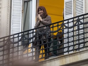 Internaron a Cristina Kirchner por apendicitis y será operada de urgencia