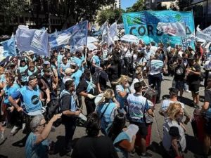 Jueves de protesta en Córdoba: gremios marchan masivamente contra la reforma laboral