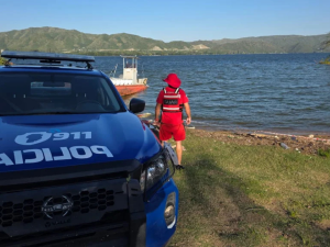 Tragedia en el lago San Roque: murió un hombre tras el vuelco de una lancha
