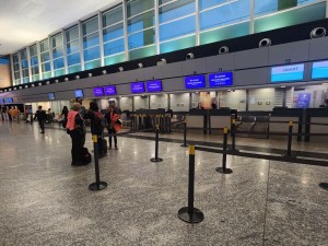 Paro nacional de aeropuertos este lunes: habrá demoras y cancelaciones en 27 terminales