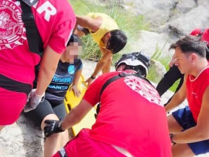 Rescate en Mina Clavero: auxilian a una mujer accidentada en el Nido del Águila