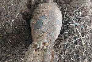 Encontraron un proyectil de mortero en un camping de barrio Kairos