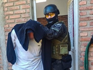 Desbarataron tres puntos de venta de drogas en Embalse y Villa del Dique: tres detenidos