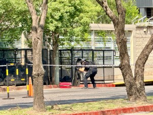 Activaron el protocolo de explosivos por una maleta abandonada frente a un colegio en Las Palmas