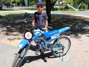 Priscila, la nena cordobesa que sueña con ser policía y ya se siente parte de la fuerza