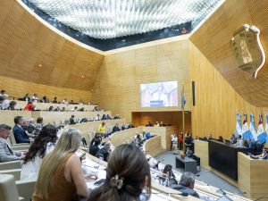 La Legislatura moderniza el procedimiento minero y actualiza la denominación de Educación Privada