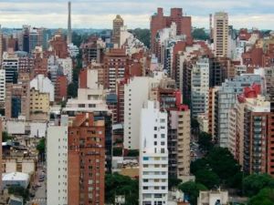 Arrebato en Nueva Córdoba: dos menores fueron detenidos tras robar una cartera en un bar