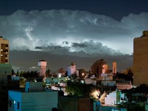 Rige alerta amarilla por tormentas en Córdoba: prevén lluvias intensas desde la tarde