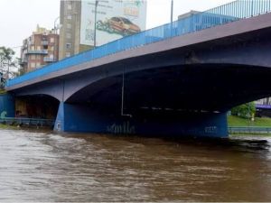 Crecida del Suquía: cortan la Costanera Norte y Sur por prevención