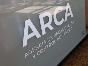 Tras un remate desierto, el Gobierno rebaja terrenos de ARCA en Córdoba y busca venderlos con descuento