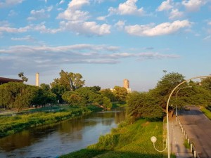 Córdoba tendrá un domingo con cielo algo nublado, sin lluvias y una máxima de 29 grados