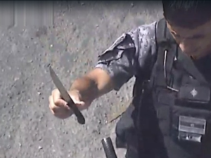 Un pareja amenazó con un cuchillo a un chofer de colectivo y quedaron detenidos en B° Parque Latino