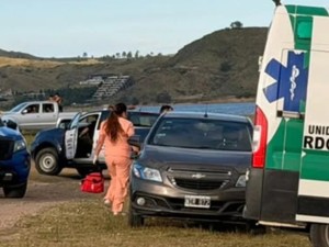 Investigan la muerte de un turista hallado en el lago Los Molinos