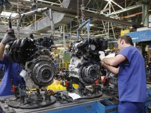 La industria, con la capacidad instalada en 53,8%, marcó el nivel más bajo en casi dos años