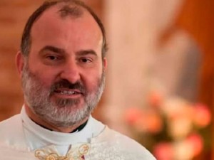 La Justicia otorgó prisión domiciliaria al cura Cruz Viale, acusado de abuso sexual agravado