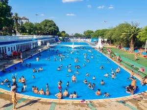 Escuelas de verano en Córdoba: precios, fechas e inscripciones en clubes y espacios deportivos