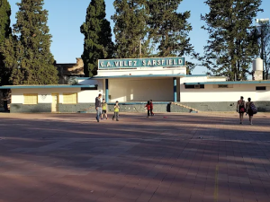 Emergencia y rápido operativo sanitario tras un hecho ocurrido en un club de Oliva